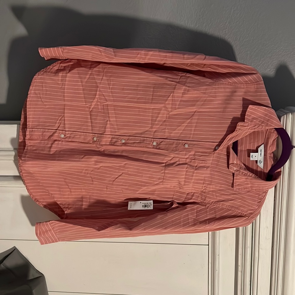 NWT Old Navy The Classic Shirt